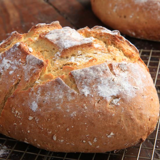 Einkorn Dutch Oven Bread