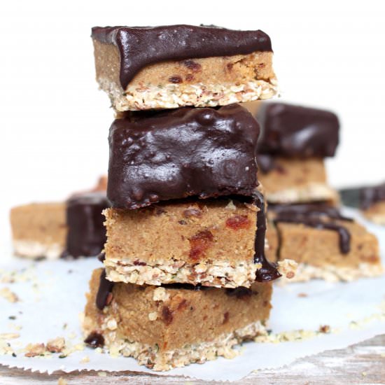 Salted Caramel Gingerbread Squares