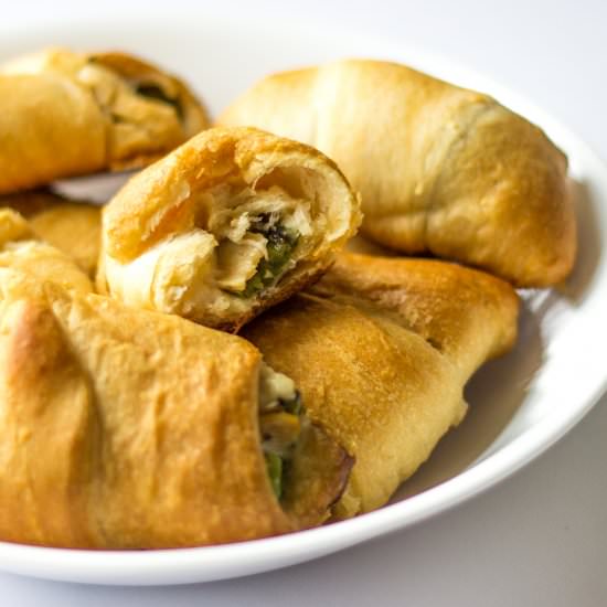 Stuffed crescent rolls