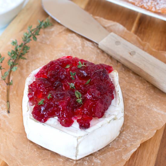 Baked Brie with Cranberry Sauce