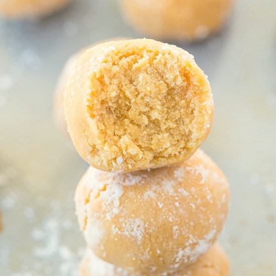 Healthy No Bake Eggnog Bites