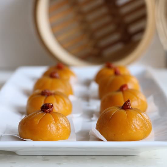 Steamed Pumpkin Mochi