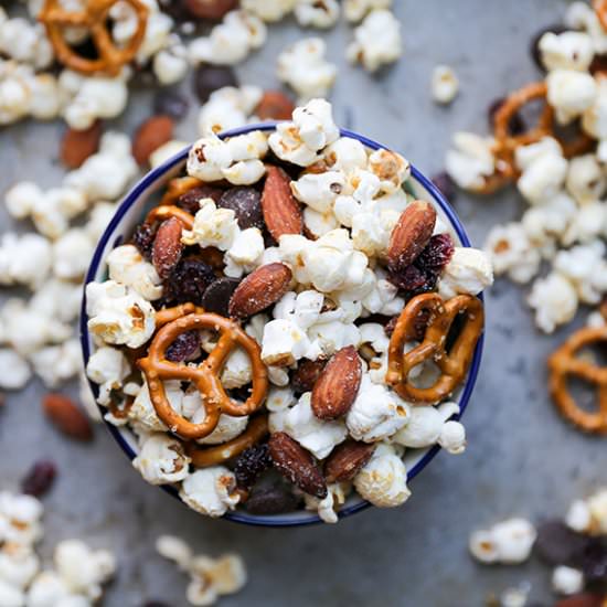 Popcorn Snack Mix