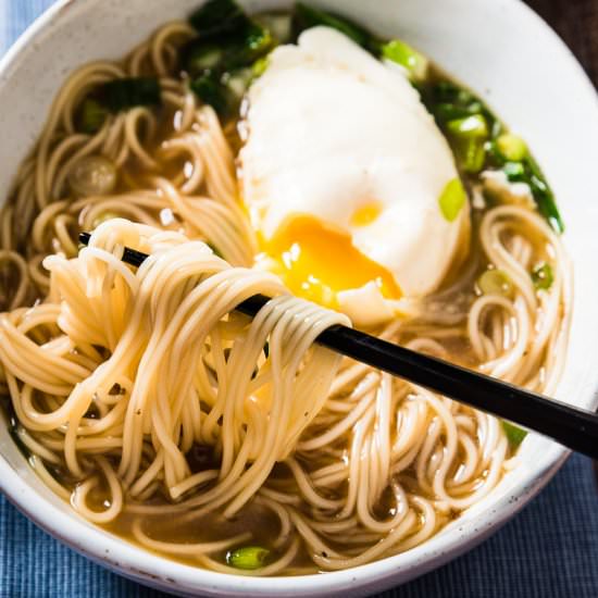 Easy Soy Sauce Noodles (阳春面)
