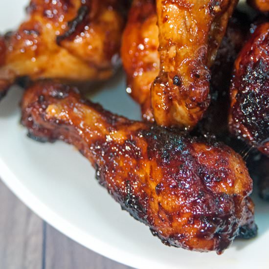 Sweet Sriracha Chicken Wings