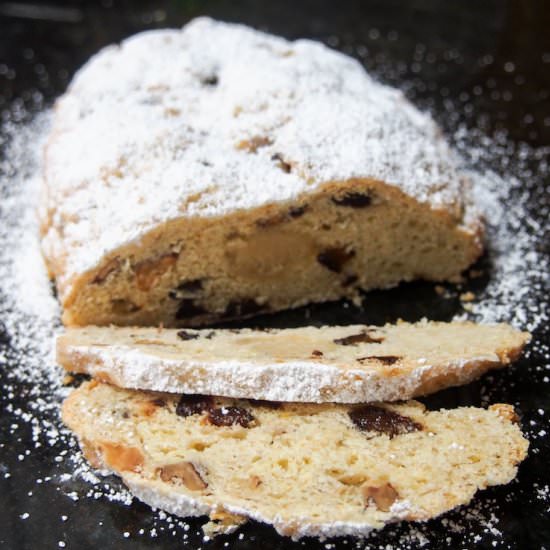 Dried plum stollen