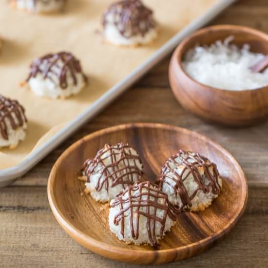 Stuffed Chocolate Almond Macaroons