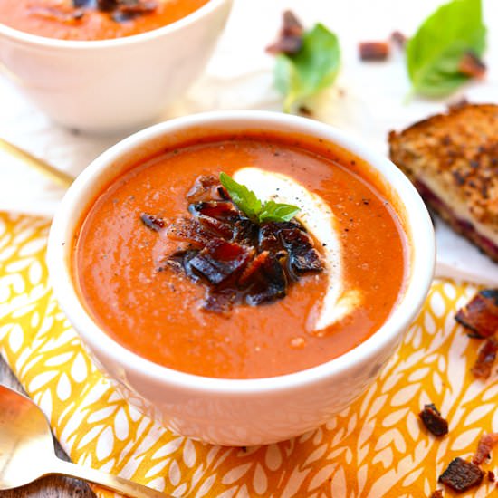 20-Min Healthy Tomato Bisque Soup