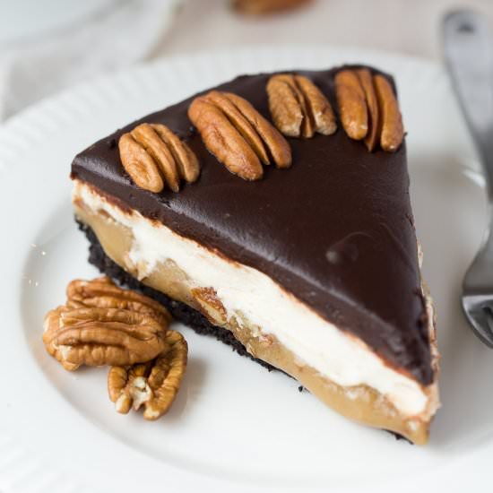 Almost No Bake Turtle Cheesecake