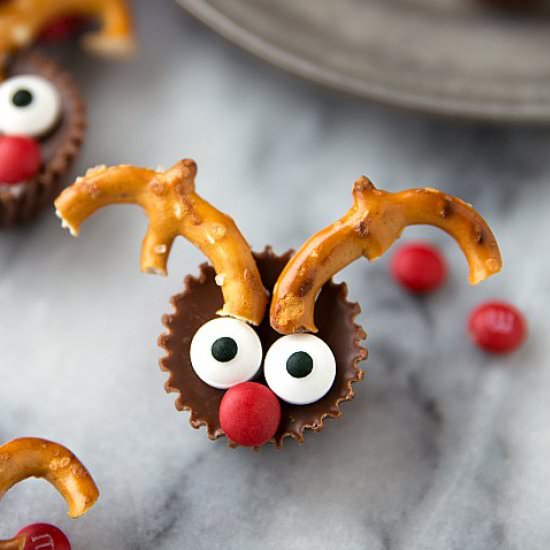 5-INGREDIENT MINI REINDEER TREATS