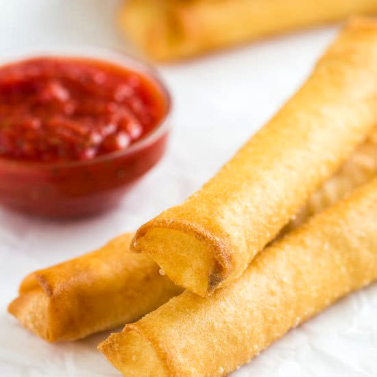 3-Ingredient Mozzarella Sticks