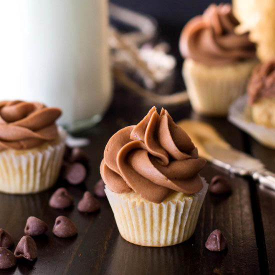 Mini Peanut Butter Cupcakes