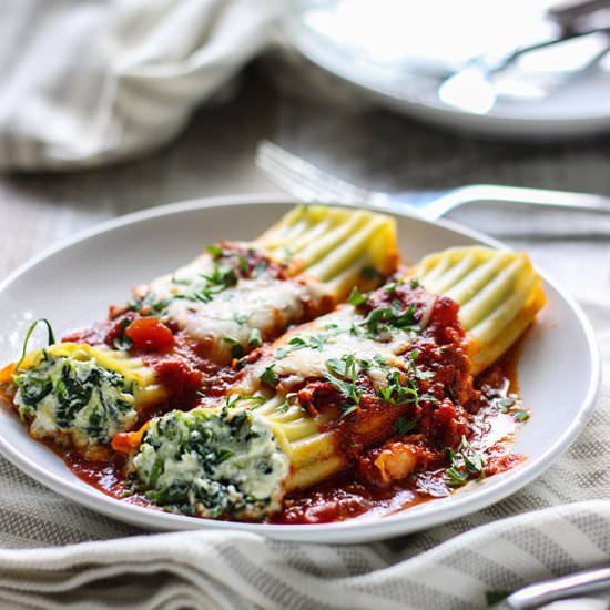 Spinach and Three Cheese Manicotti