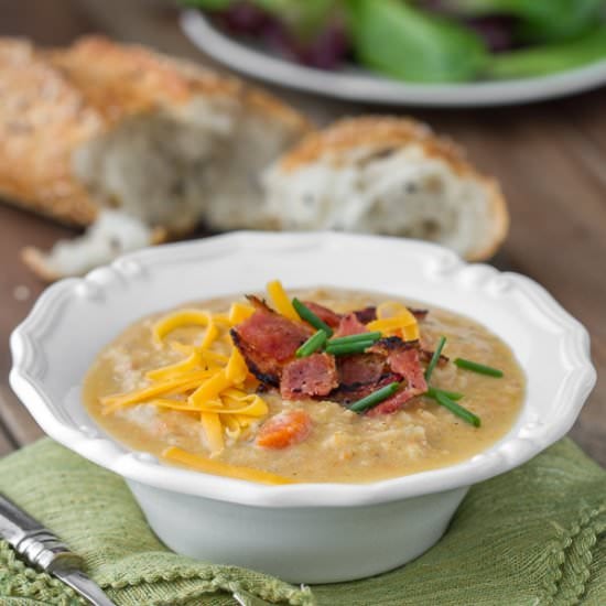 Smokey Cauliflower Chowder