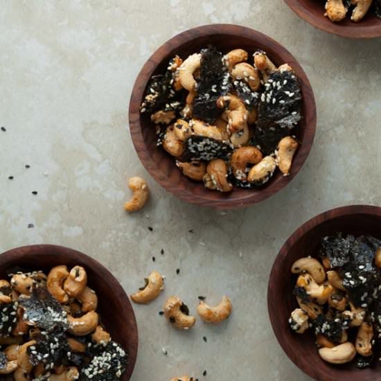 Sesame Nori Cashews