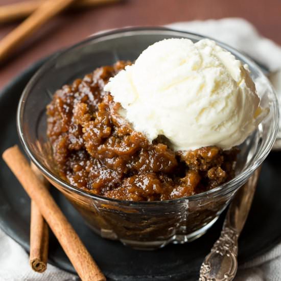 Slow Cooker Gingerbread Pudding Cake