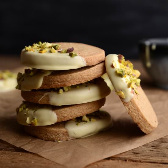 Spiced Shortbread with Chocolate