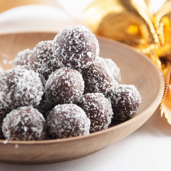 No-Bake Marzipan Rum Balls