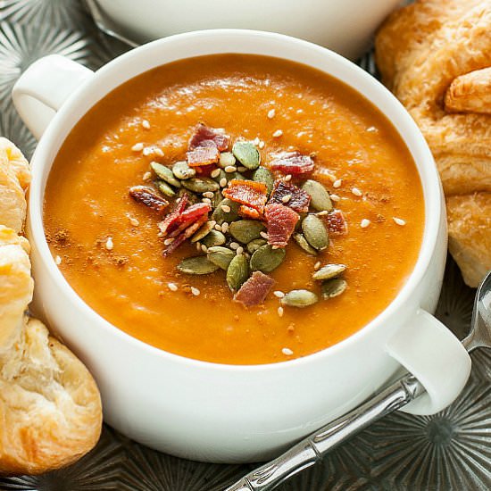 Slow Cooker Carrot Butternut Soup