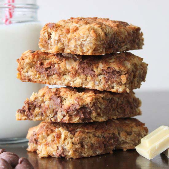 Oatmeal Chocolate Chip Cookie Bars