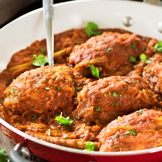 One Pan Chicken in Spicy Tomato Sauce