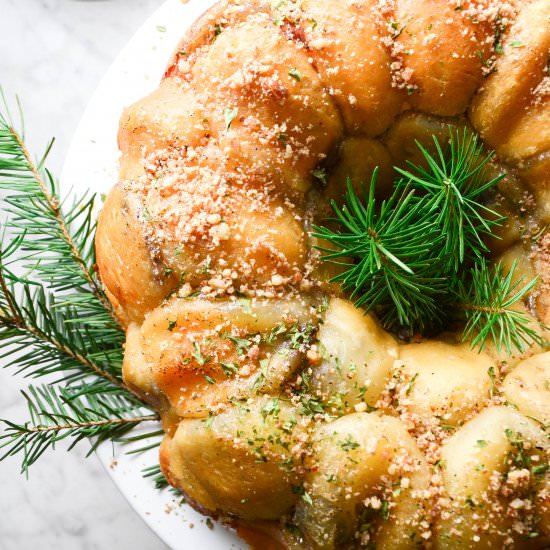 Stuffed Blueberry Brie Monkey Bread