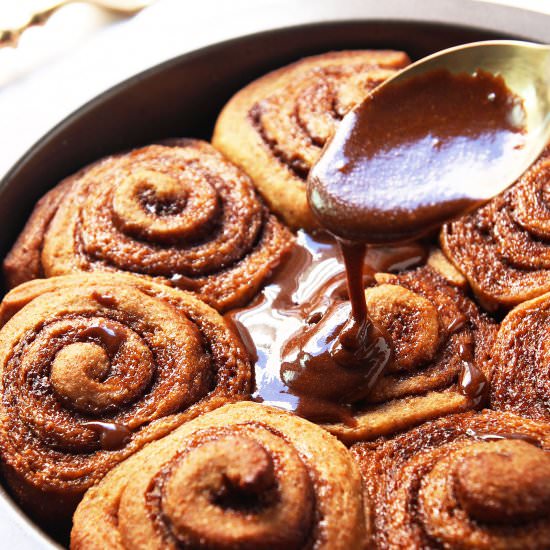 Gingerbread Cinnamon Rolls