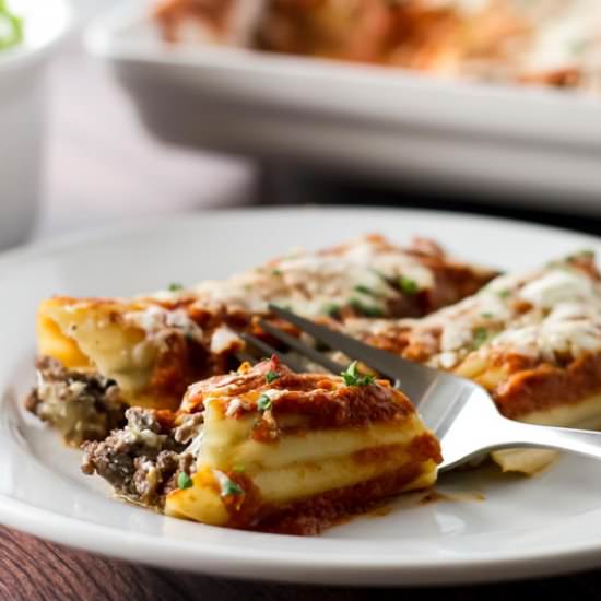 Cheesy Beef Manicotti