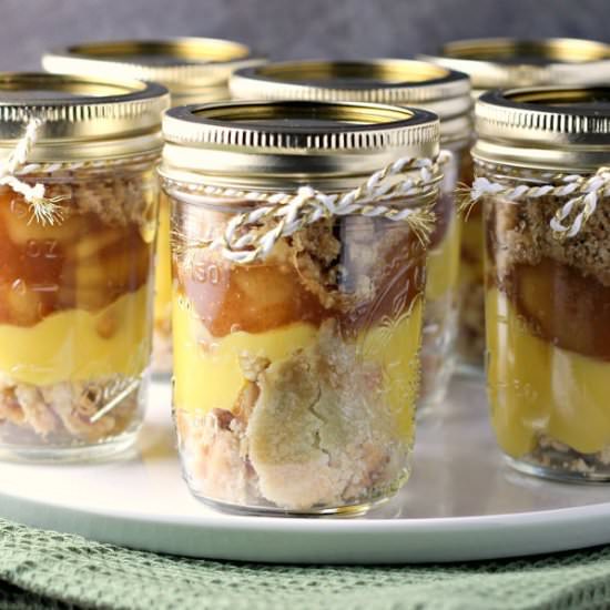 Easy Apple Pie Parfait Jar