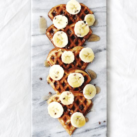 Oats waffle with banana