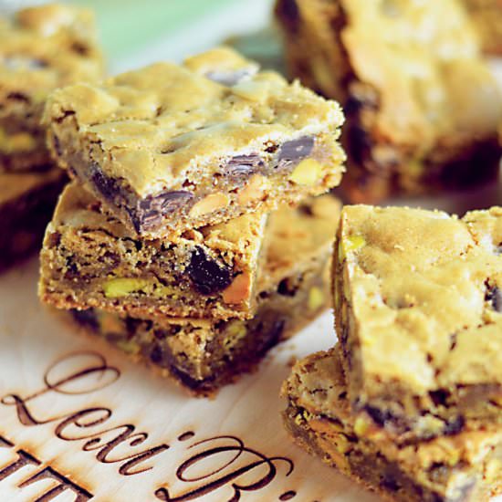 Olive Oil Pistachio Blondies