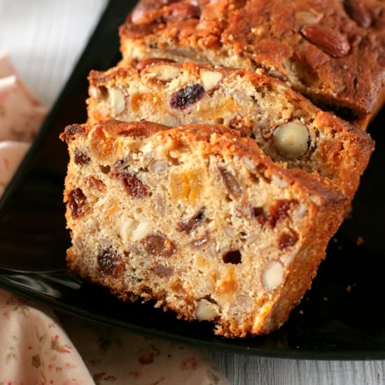 The Best Christmas Fruit Cake