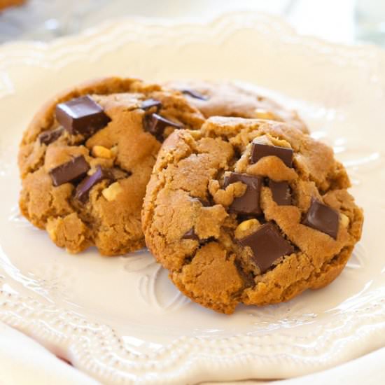 Peanut Butter Dark Chocolate Cookie