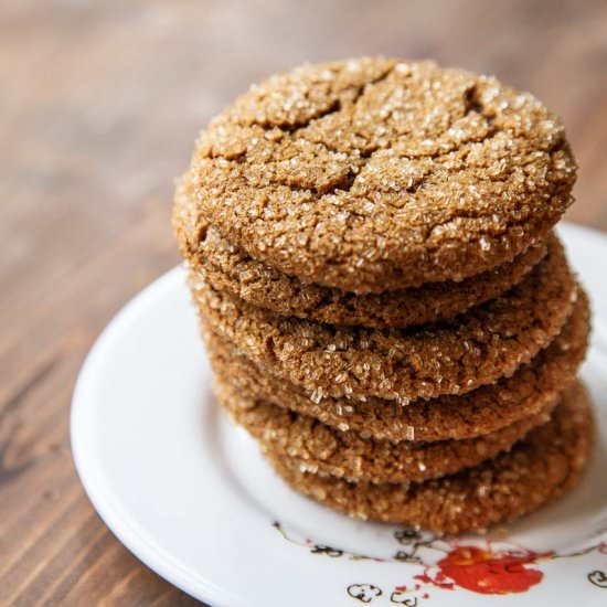 Chewy Molasses Cookies