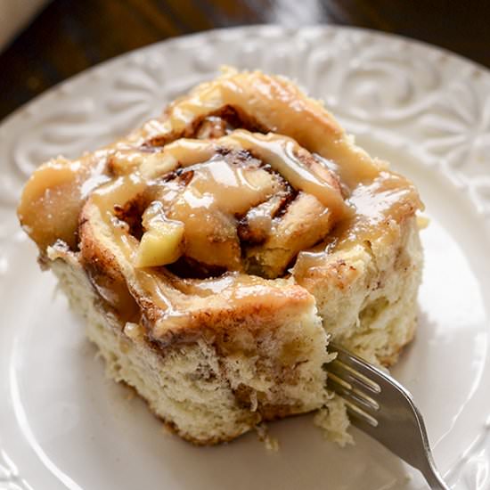 Caramel Apple Cinnamon Rolls