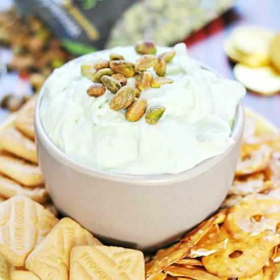 Pistachio Cheesecake Dip