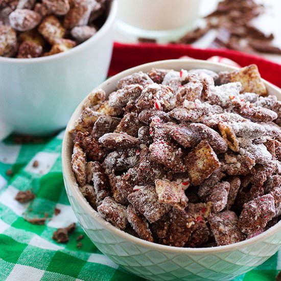 Chocolate Peppermint Puppy Chow