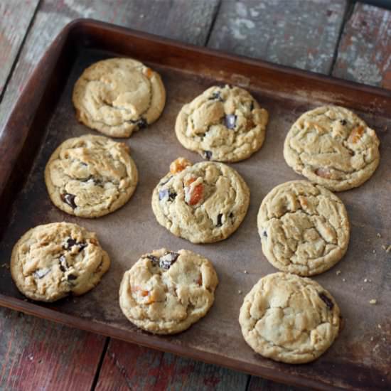 Mango Dark Chocolate Chip Cookies