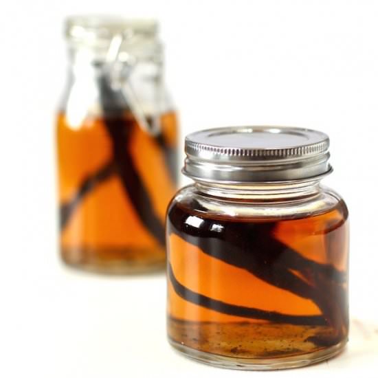 2 Ingredient Vanilla Extract