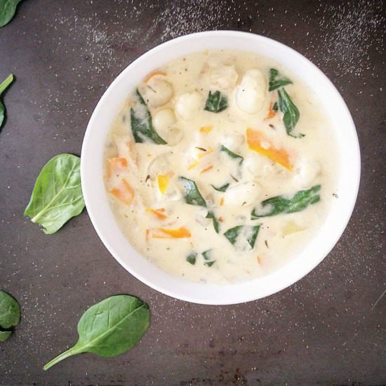 Olive Garden Chicken Gnocchi Soup