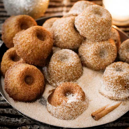 Mini Gingerbread Bundt Cakes