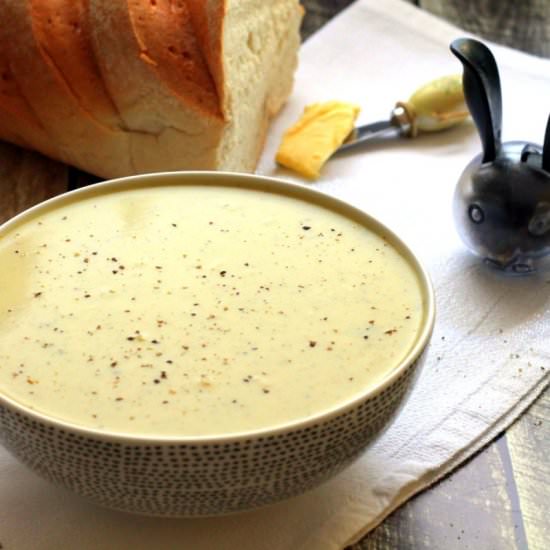 Potato, Broccoli & Stilton Soup
