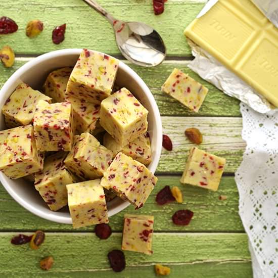 Cranberry & Pistachio Fudge