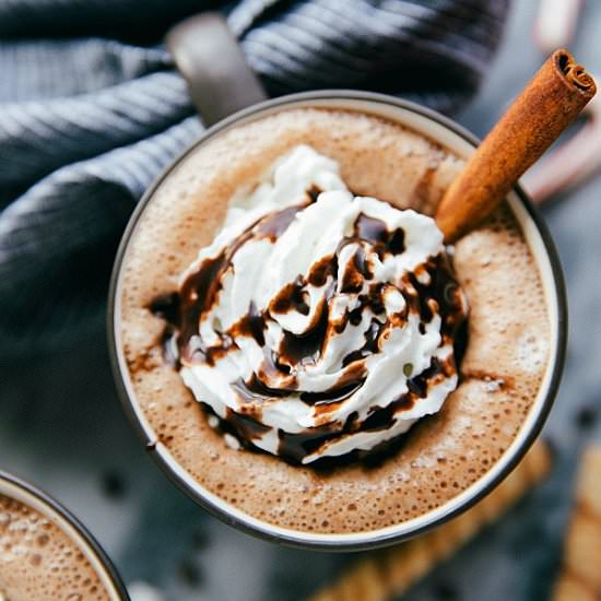 Crockpot Toasted Marshmallow Cocoa