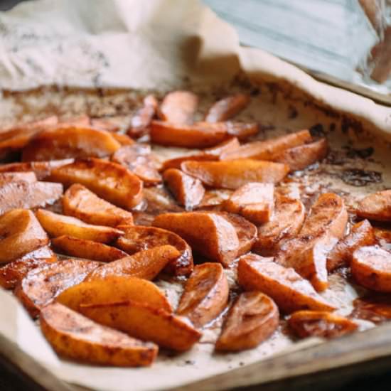 Roasted Cinnamon Apples