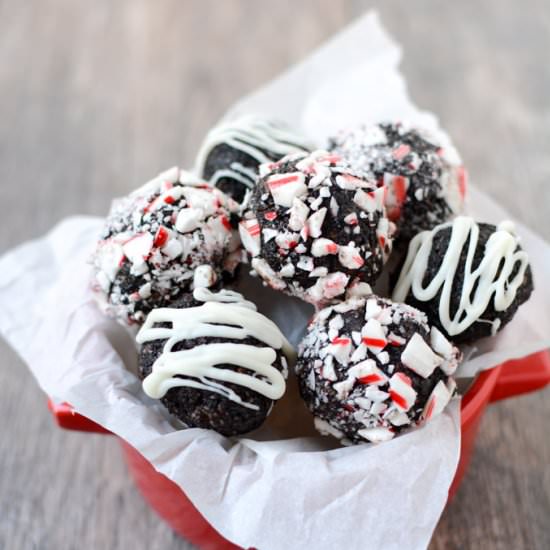 No-Bake Peppermint Chocolate Bites
