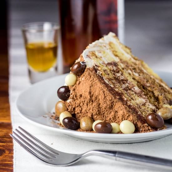 Tiramisu Cake