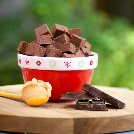 Easy Chocolate Peanut Butter Fudge