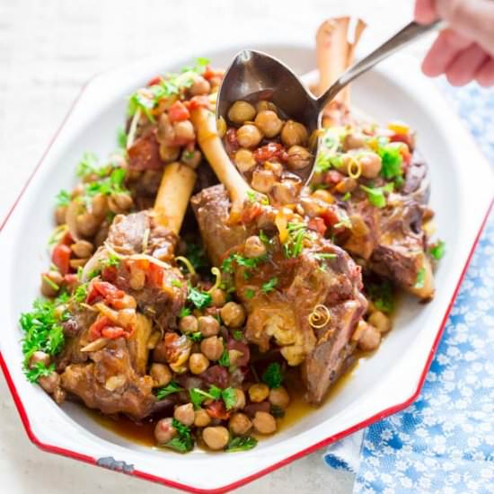 Slow Cooker Moroccan Lamb Shanks