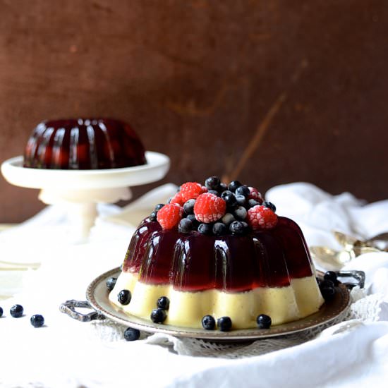 Grape jelly panna cotta